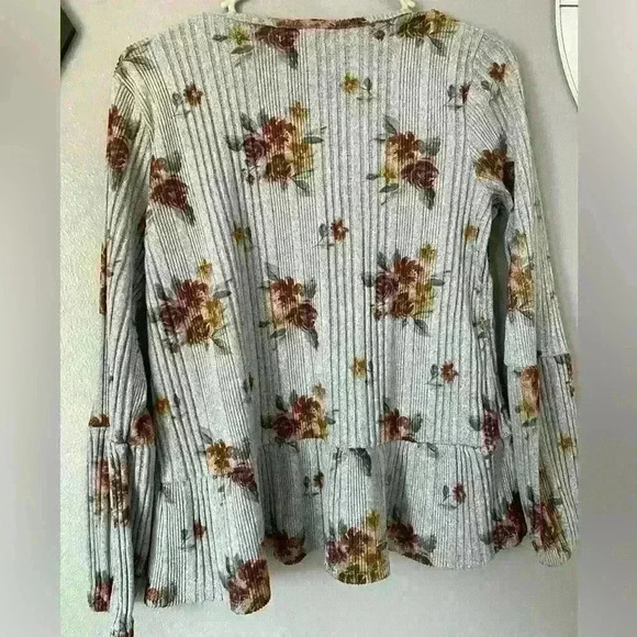❤️ Maurices Size Large Floral Lined Thick Long Sleeve Top - Picture 5 of 6